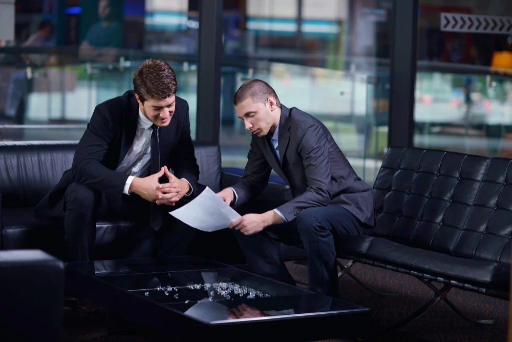 איך מתכוננים לפגישה עם בנקאי